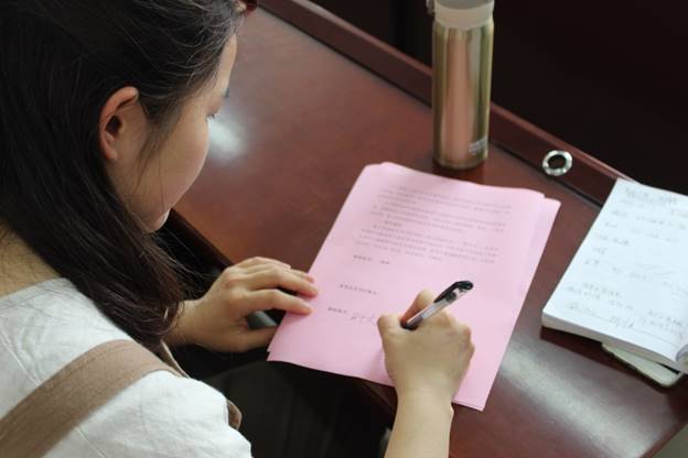 说明: G:\新闻稿\20190428自动化工程系召开2019年度师德师风与安全稳定目标责任书签订会议\5.JPG
